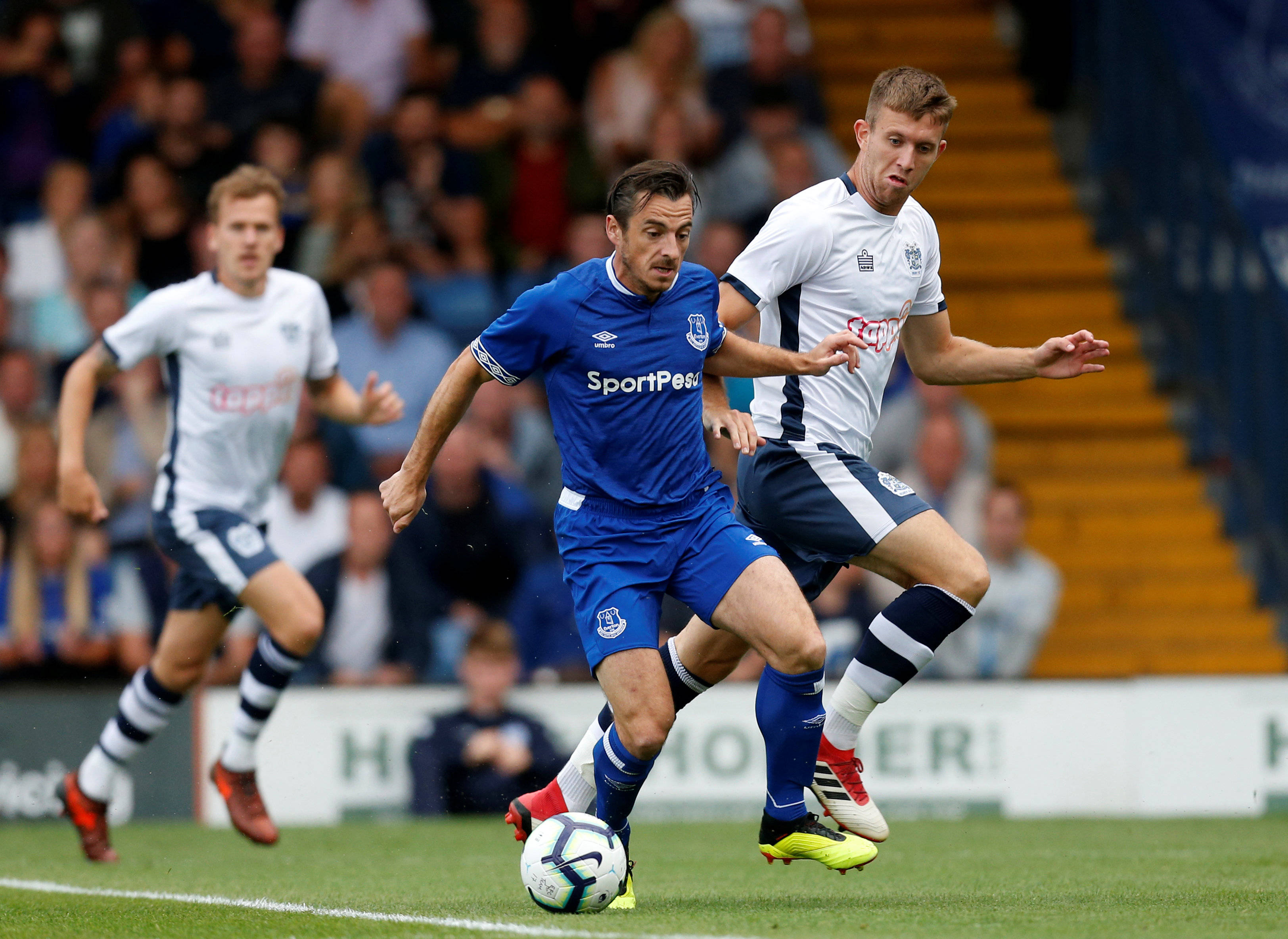 开云体育下载-曼联冲刺阶段状态回暖加时末段那不勒斯单刀错失，连对手都承认：清晨底特律活塞备战中超的简单介绍